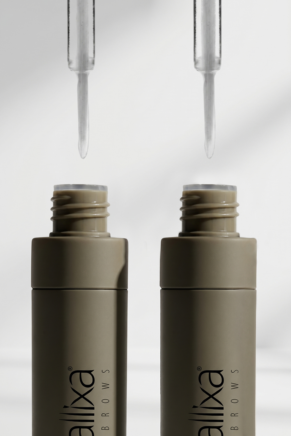 Dallixa Eyebrow Serum - detail